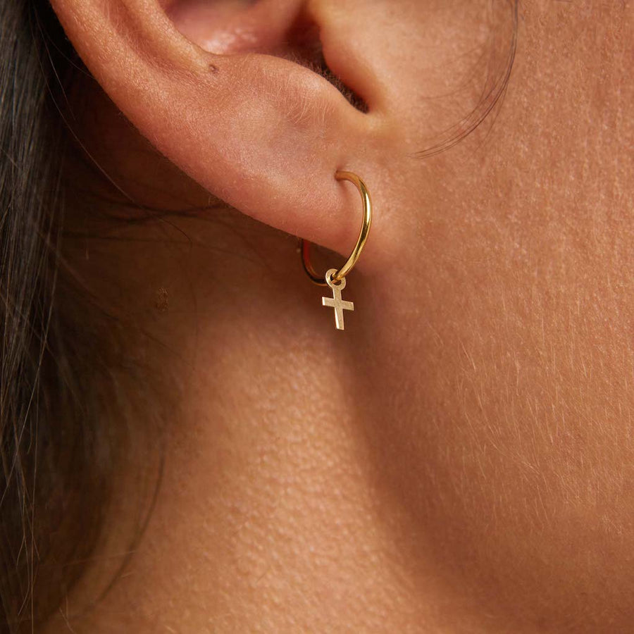 Pendientes Cruz Adalia oro de 18 quilates 1